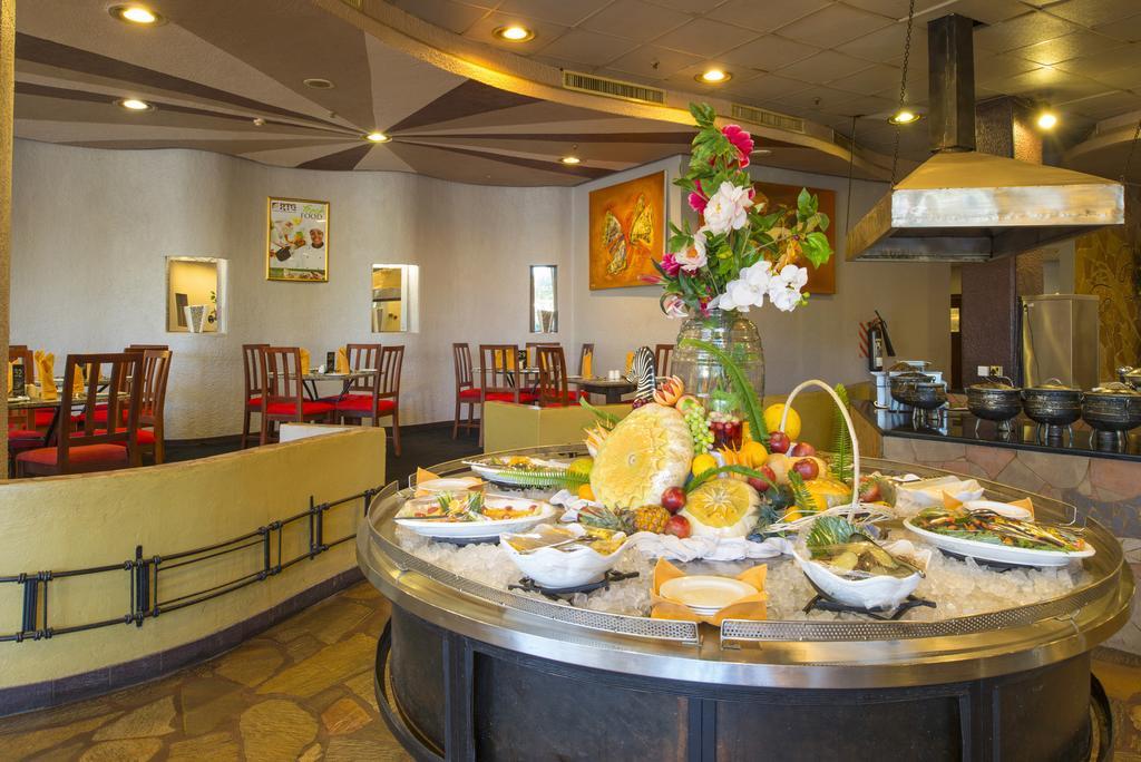 Rainbow Towers Hotel & Conference Centre Harare Ngoại thất bức ảnh